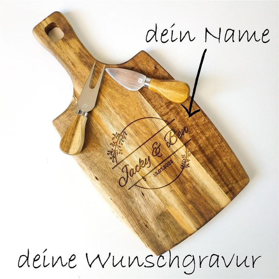 Käsebrett-Set aus Akazienholz mit Gravur